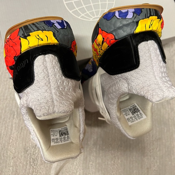 ULTRABOOST DNA 5 SHOES - Picture 7 of 11